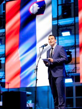 Dan drzˇavnosti, SIDDHARTA-8